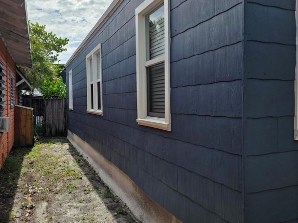 513 N J Street, Lake Worth Beach FL 33460