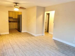3502 Riverside Dr, Coral Springs FL 33065