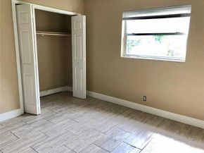 3502 Riverside Dr, Coral Springs FL 33065