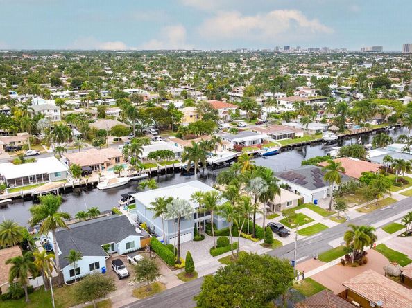 311 SE 11th Street, Pompano Beach FL 33060