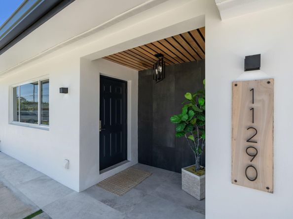 11290 SW 48 Street, Miami FL 33165