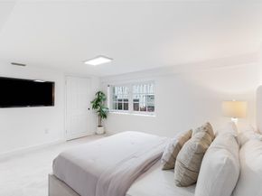 1900 Admirals Way, Fort Lauderdale FL 33316
