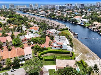 3525 Bosun Cir