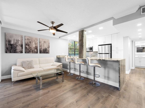 450 Egret Circle 9111, Delray Beach FL 33444