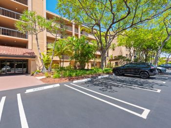 450 Egret Circle