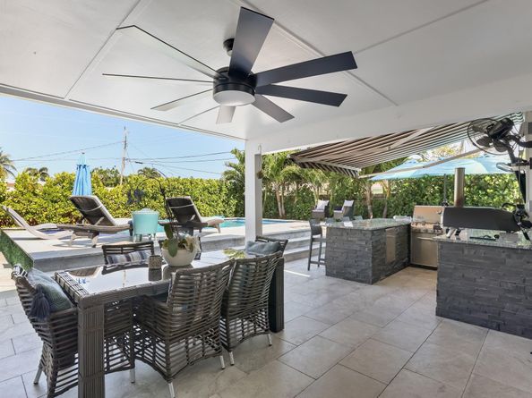 520 SE 3rd Court, Deerfield Beach FL 33441