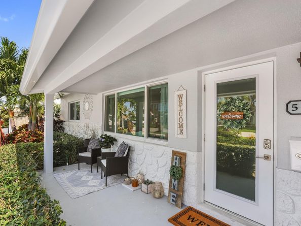 520 SE 3rd Court, Deerfield Beach FL 33441