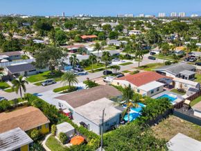 520 SE 3rd Court, Deerfield Beach FL 33441