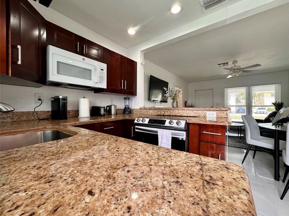 5411 NE 22nd Ter, Fort Lauderdale FL 33308