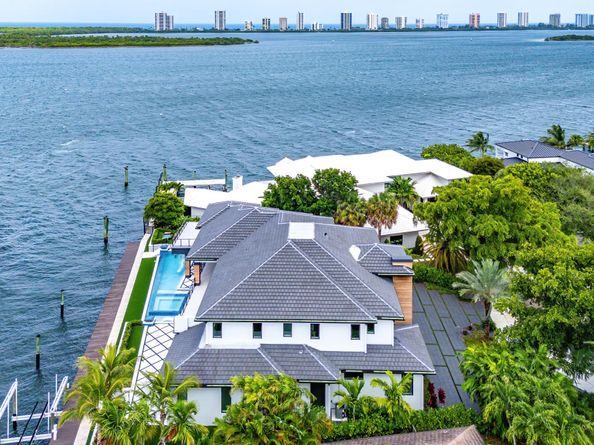 107 Bowsprit Drive, North Palm Beach FL 33408