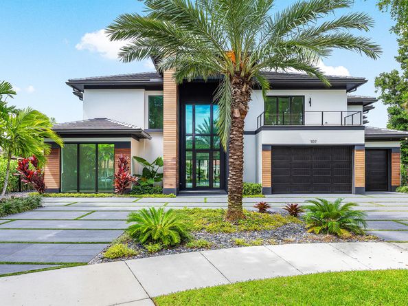 107 Bowsprit Drive, North Palm Beach FL 33408