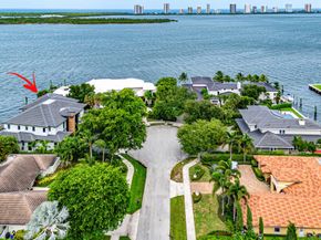 107 Bowsprit Drive, North Palm Beach FL 33408