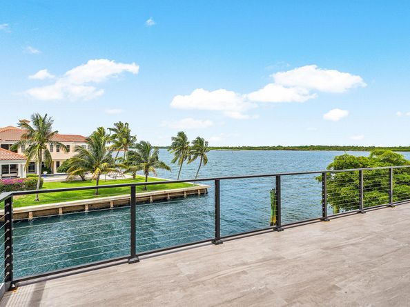 107 Bowsprit Drive, North Palm Beach FL 33408