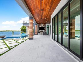 107 Bowsprit Drive, North Palm Beach FL 33408