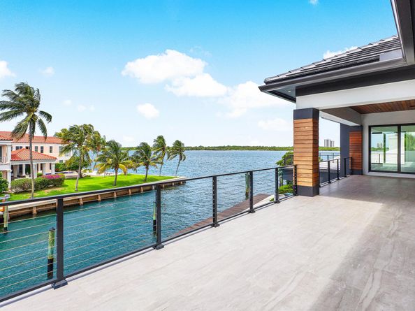 107 Bowsprit Drive, North Palm Beach FL 33408