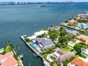107 Bowsprit Drive, North Palm Beach FL 33408