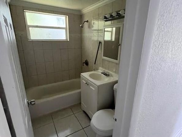 3150 NW 3rd St, Lauderhill FL 33311