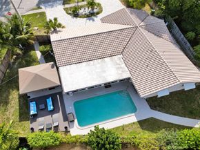 4100 Bayview Dr, Fort Lauderdale FL 33308