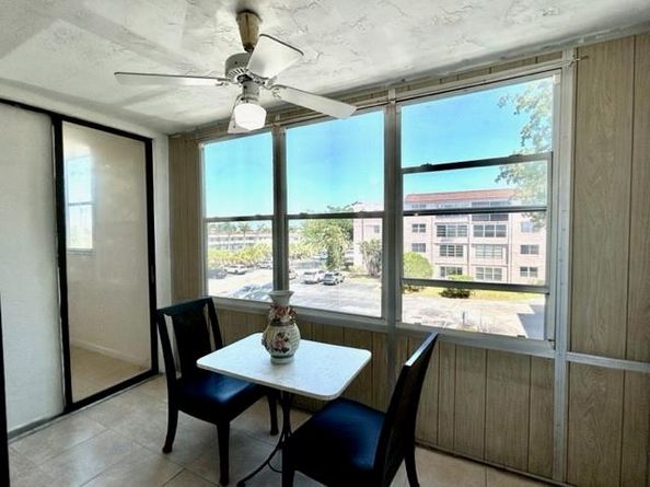 2861 Somerset Dr 312, Lauderdale Lakes FL 33311