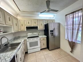 2861 Somerset Dr 312, Lauderdale Lakes FL 33311