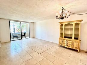 2861 Somerset Dr 312, Lauderdale Lakes FL 33311