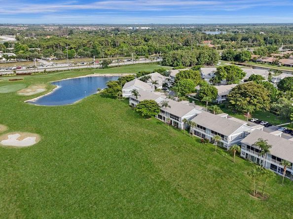 Undisclosed Address #RX-11098430, Lake Worth FL 33449