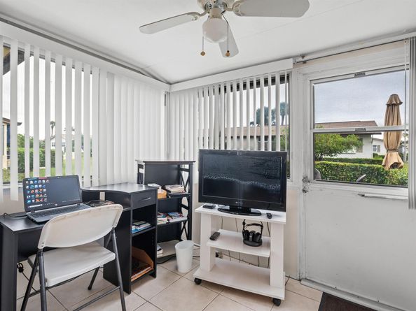 2822 Crosley Drive W B, West Palm Beach FL 33415