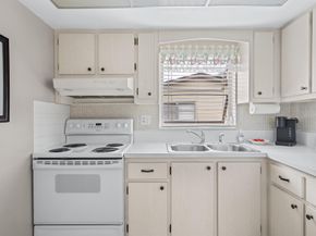 2822 Crosley Drive W B, West Palm Beach FL 33415