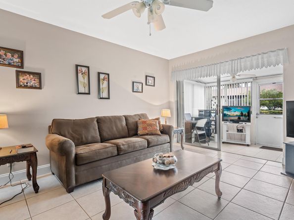 2822 Crosley Drive W B, West Palm Beach FL 33415