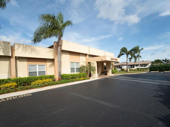 2822 Crosley Drive W B, West Palm Beach FL 33415