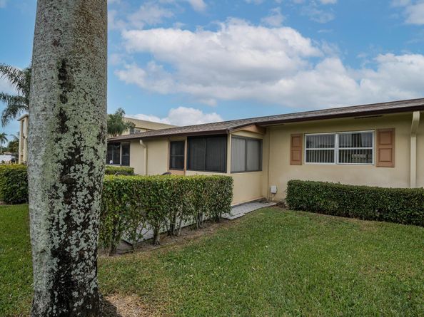 2822 Crosley Drive W B, West Palm Beach FL 33415