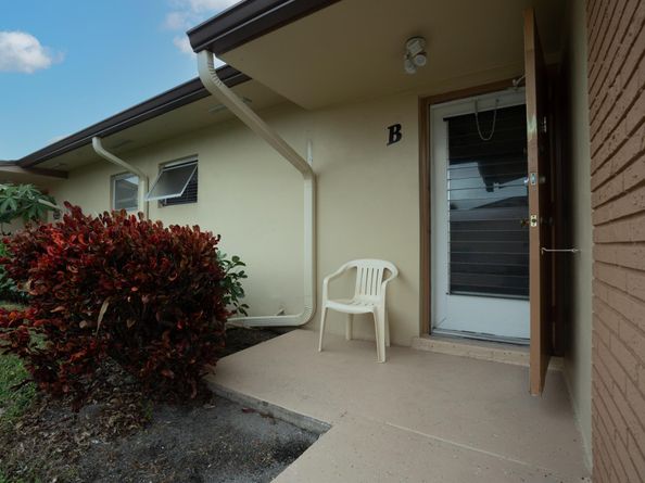 2822 Crosley Drive W B, West Palm Beach FL 33415