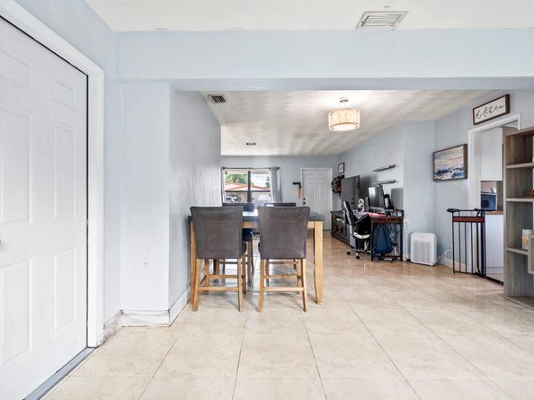 3431 SW 15th Ct, Fort Lauderdale FL 33312