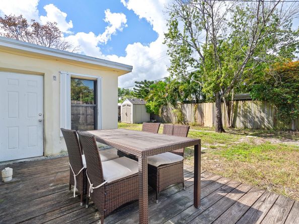 3431 SW 15th Ct, Fort Lauderdale FL 33312