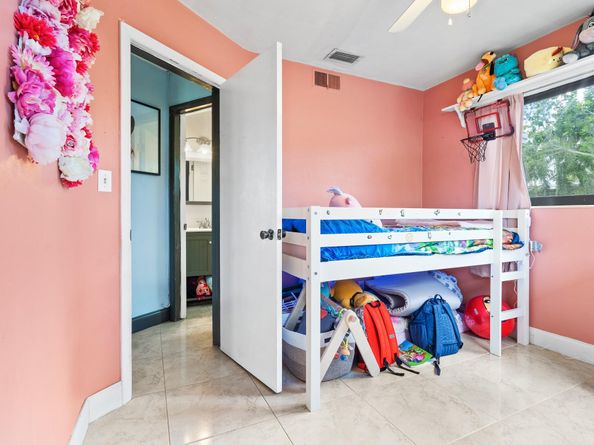 3431 SW 15th Ct, Fort Lauderdale FL 33312