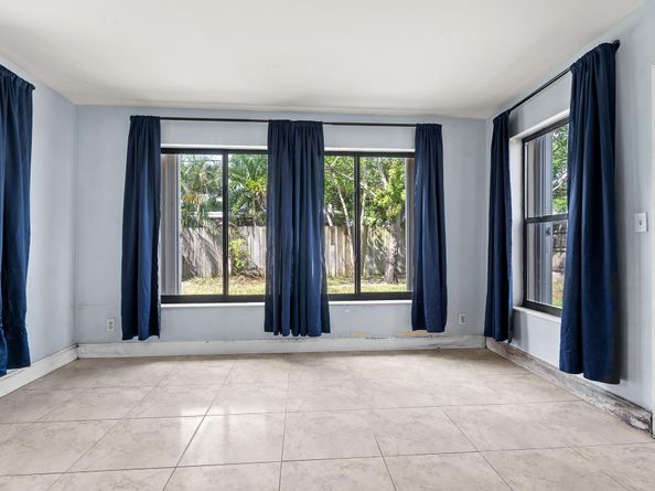 3431 SW 15th Ct, Fort Lauderdale FL 33312