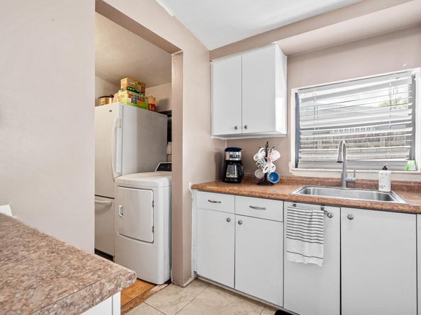 3431 SW 15th Ct, Fort Lauderdale FL 33312
