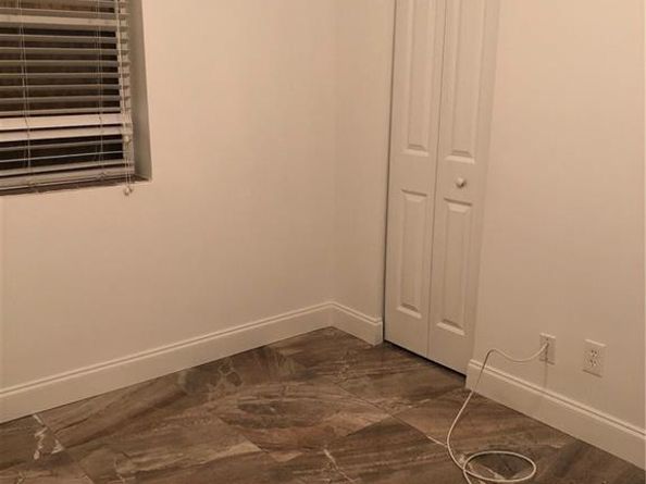 5273 NE 17th Ave, Pompano Beach FL 33064
