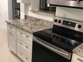 5273 NE 17th Ave, Pompano Beach FL 33064