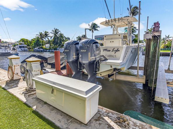 1532 SE 12th St 302, Fort Lauderdale FL 33316