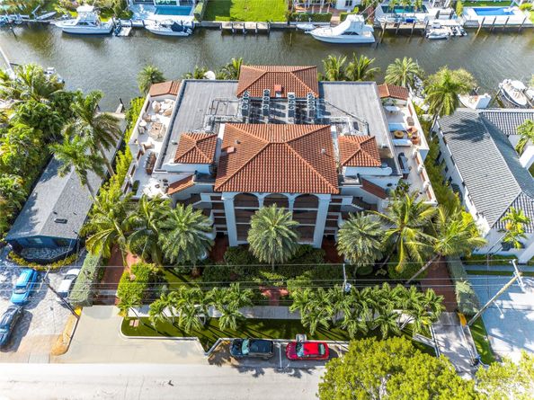 1532 SE 12th St 302, Fort Lauderdale FL 33316
