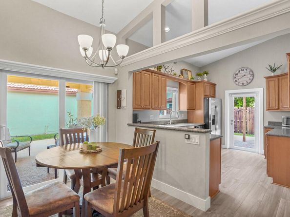 5540 NW 51st Avenue, Coconut Creek FL 33073