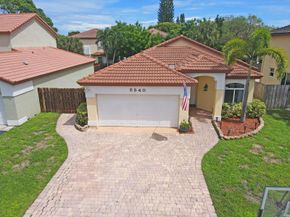 5540 NW 51st Avenue, Coconut Creek FL 33073