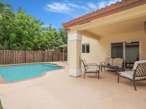 5540 NW 51st Avenue, Coconut Creek FL 33073