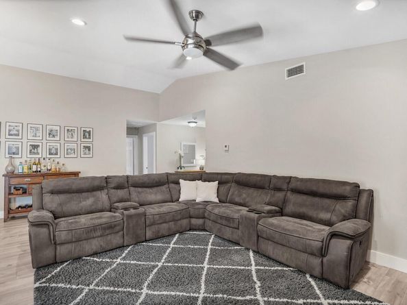 5540 NW 51st Avenue, Coconut Creek FL 33073
