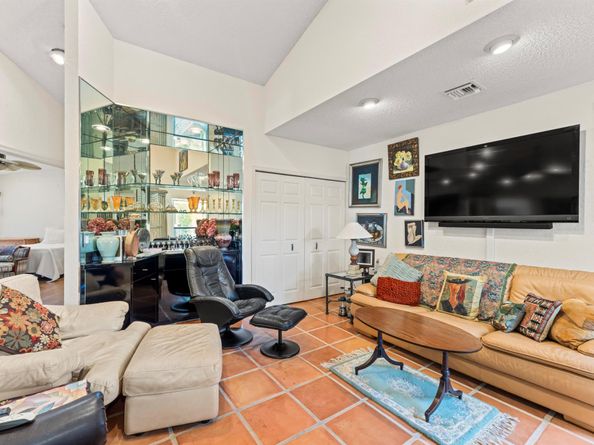 22584 Esplanada Circle W, Boca Raton FL 33433