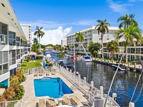 3050 NE 48th St 309, Fort Lauderdale FL 33308