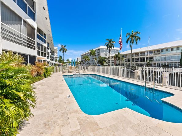 3050 NE 48th St 309, Fort Lauderdale FL 33308