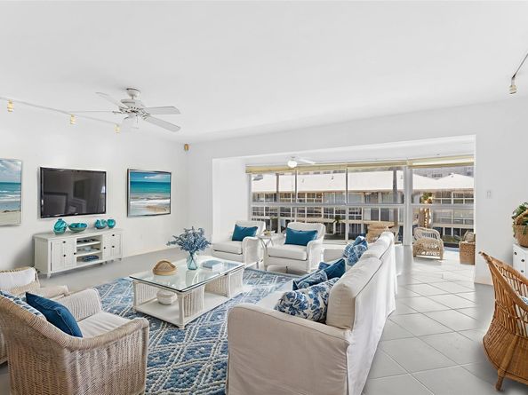 3050 NE 48th St 309, Fort Lauderdale FL 33308