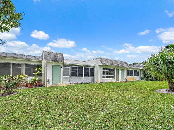 2638 E Gately Drive E 45, West Palm Beach FL 33415